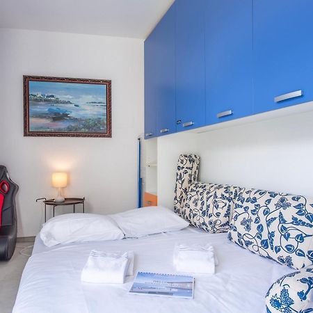 Divina Minusio Apartment Bagian luar foto