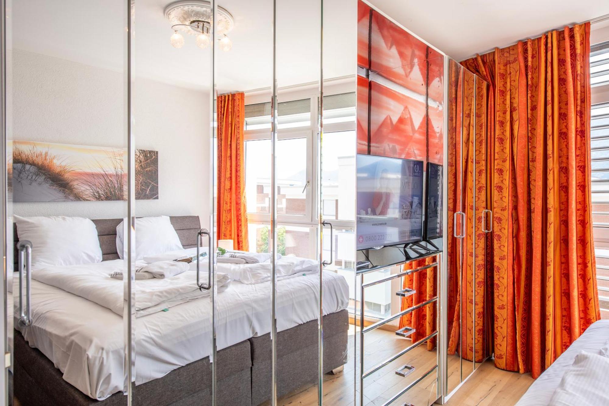 Divina Minusio Apartment Bagian luar foto